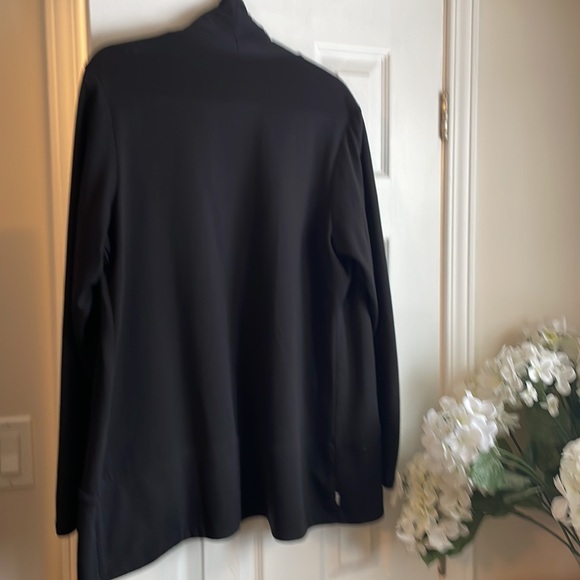 Elevate Black Blazer Sweater. Beautiful Soft Jersey. Dress up or Down ๐ - Picture 4 of 8